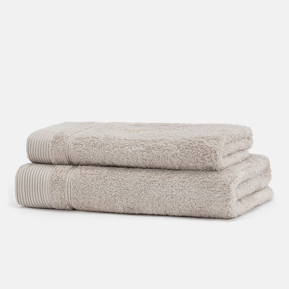 Tulip-themed body and face towel set