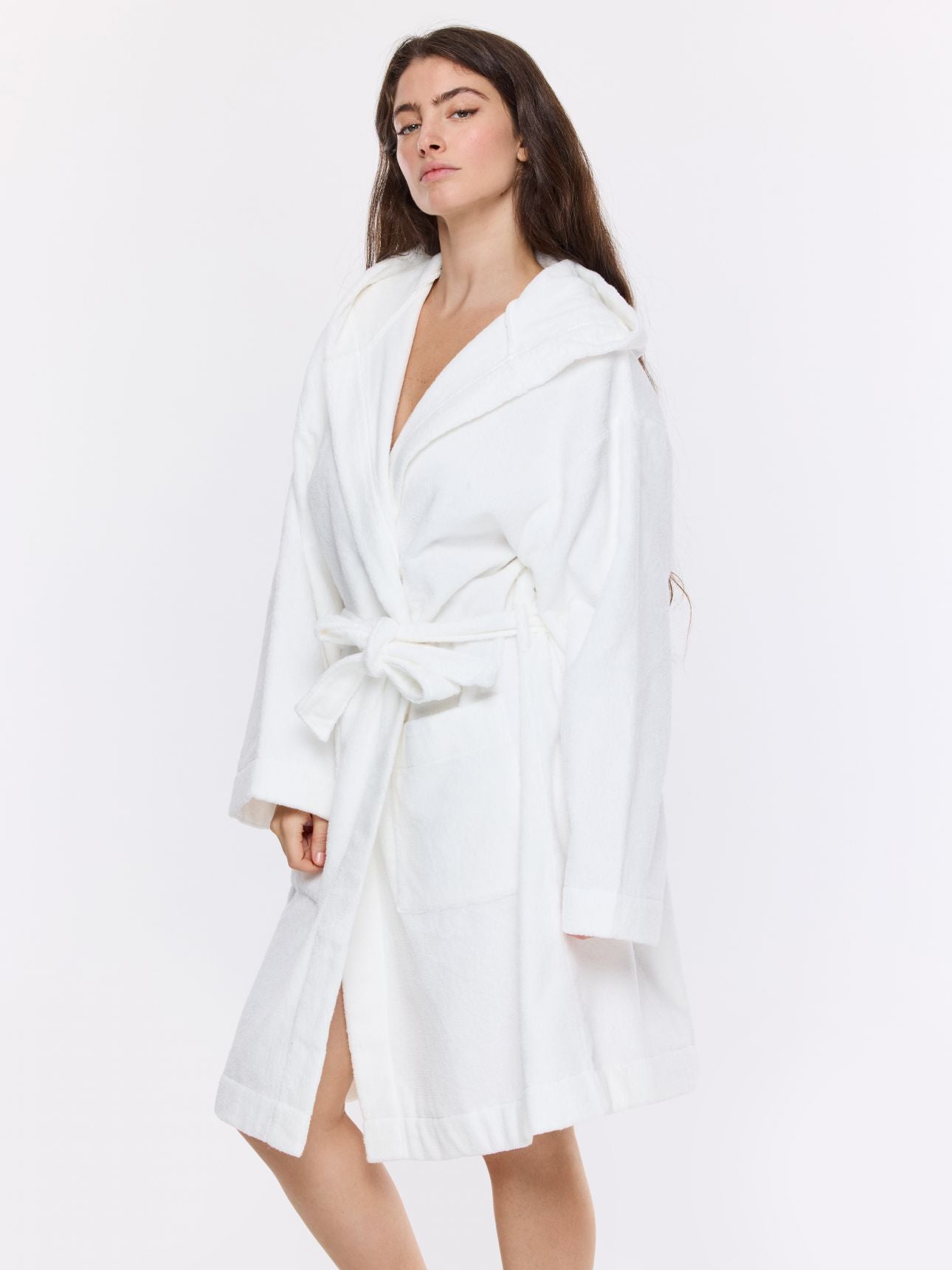 Short bathrobe