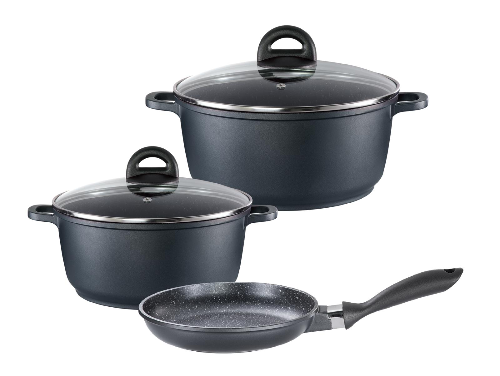 Cooking utensils set